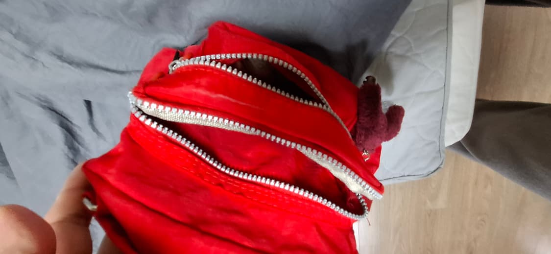 키플링 레드 크로스백 + 키링 상품이미지6