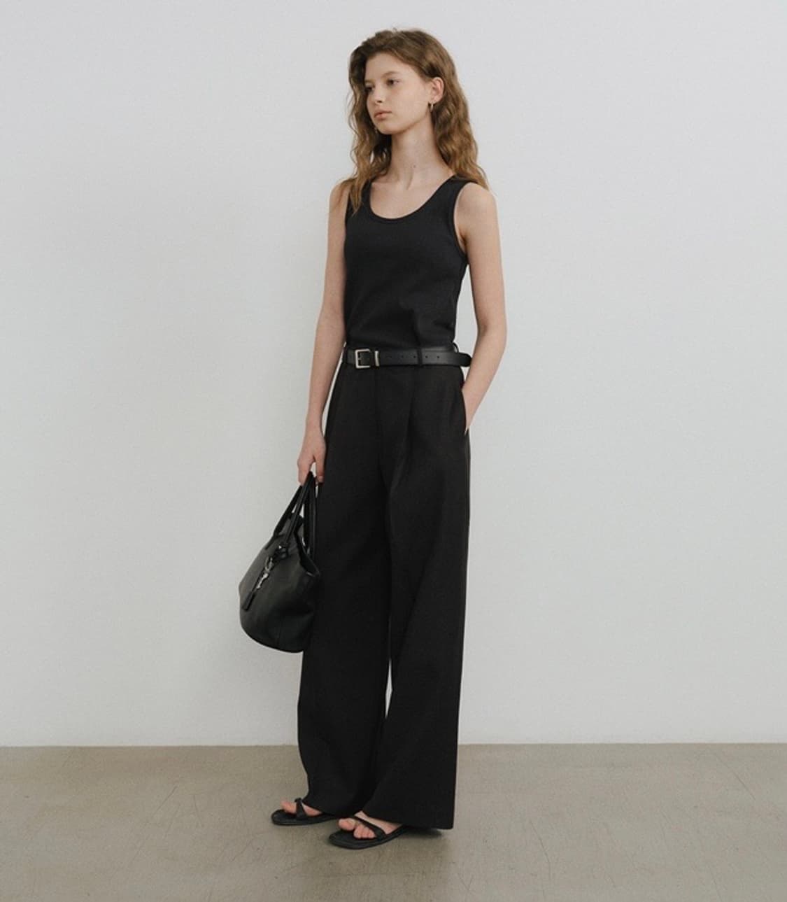 URAGO peter 유라고 피터 원턱 핀턱 와이드 슬랙스 팬츠 블랙 상품이미지1