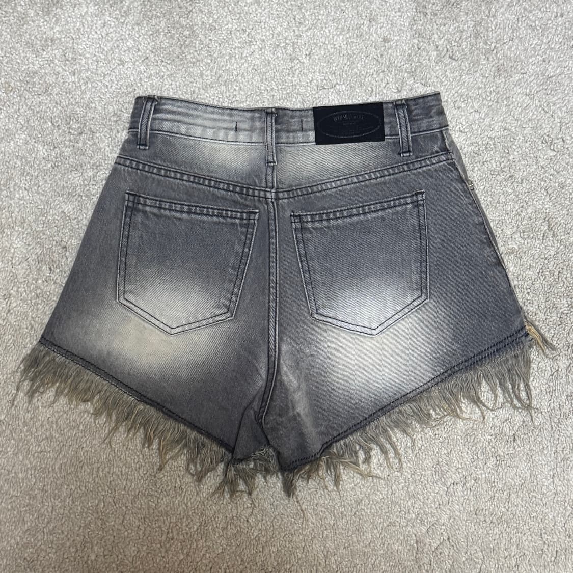 보헤미안서울 데미지 워싱 쇼츠 그레이 23 S 상품이미지2
