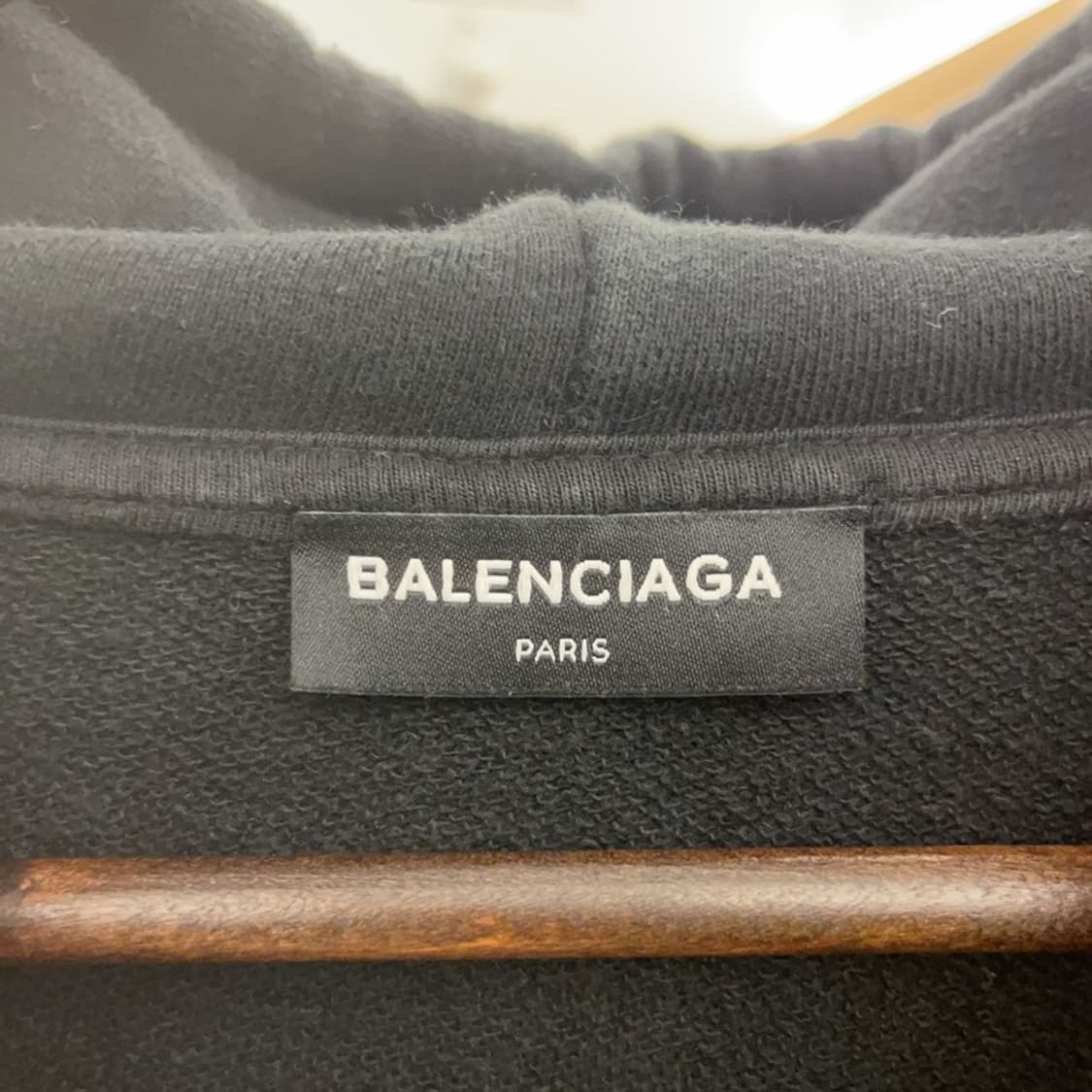 발렌시아가 모던룩 웨이브로고 후드티 M C07010 상품이미지5