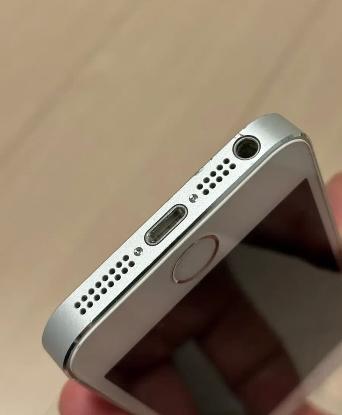 아이폰5s 실버 16기가 + 보호필름 + 실리콘케이스 (6760) 상품이미지5