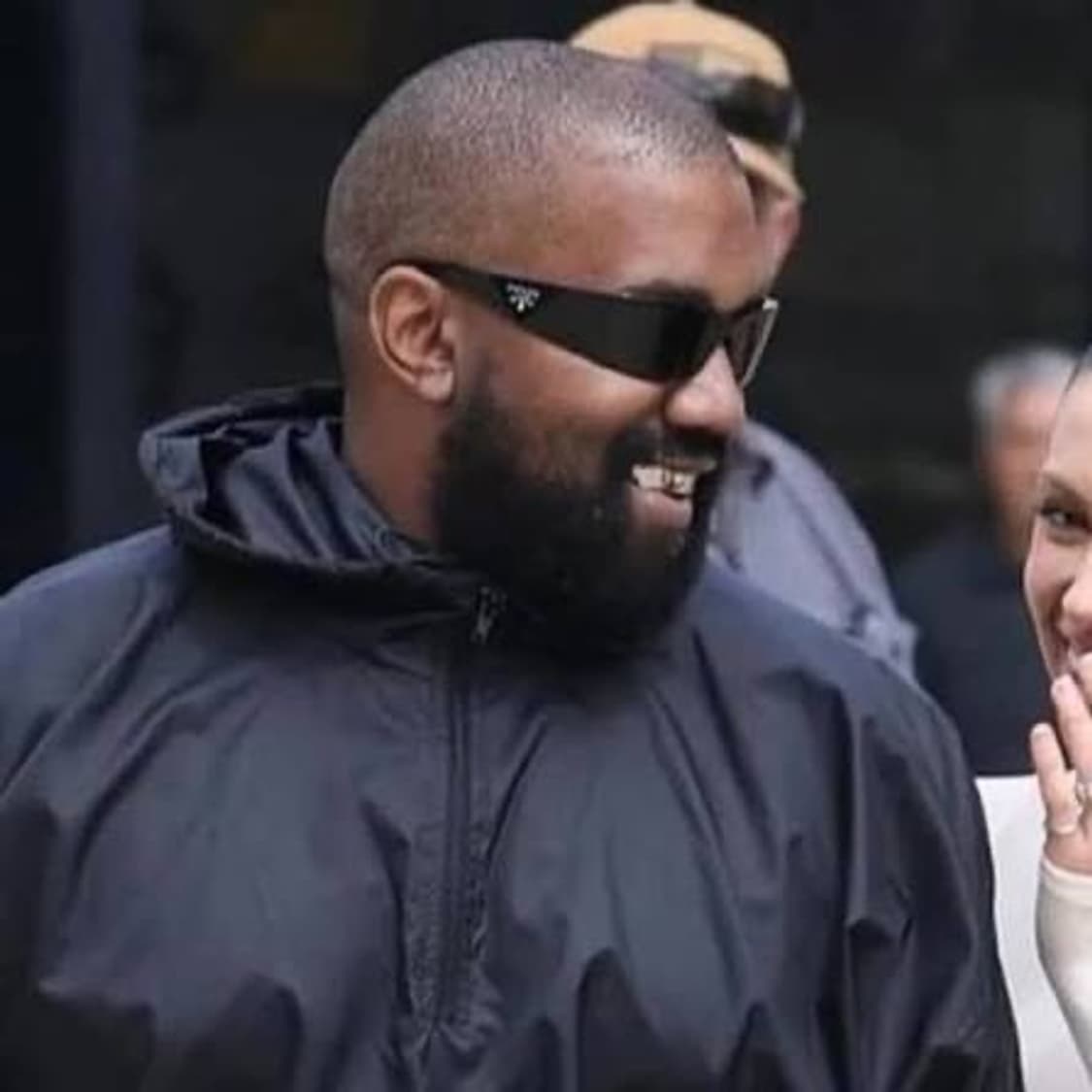 (칼입금, 구매) 칸예 프라다 선글라스 상품이미지1