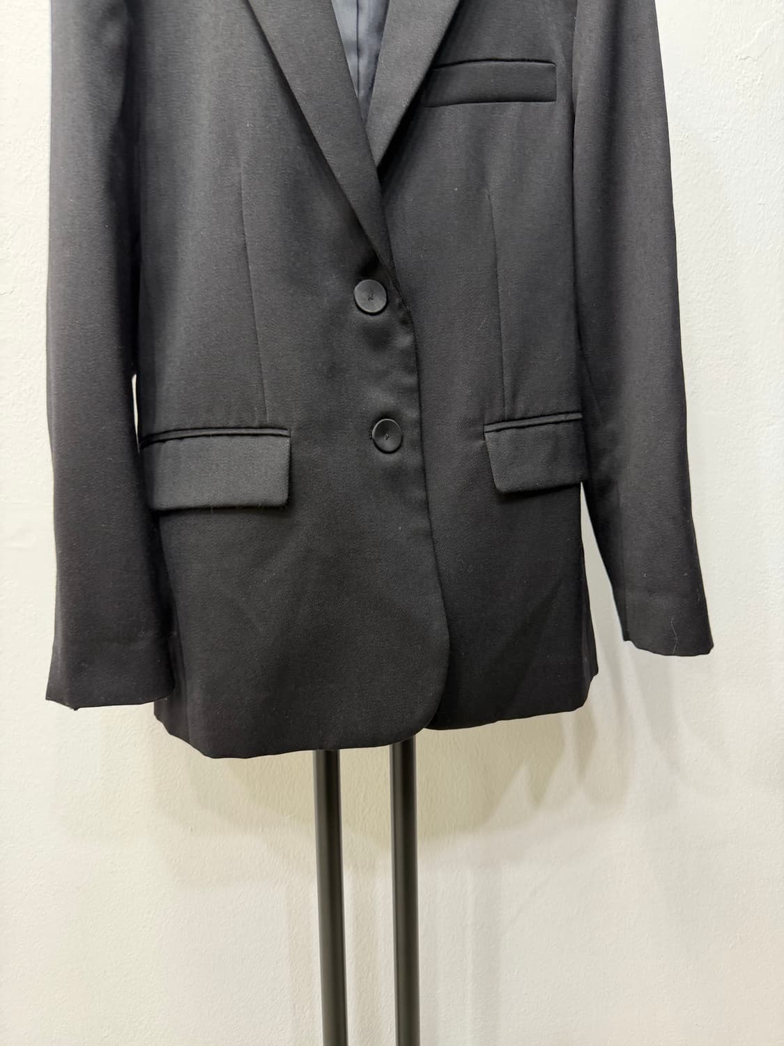 매장판정품) RECTO 렉토 블랙 모재질 더블 자켓 F 상품이미지4