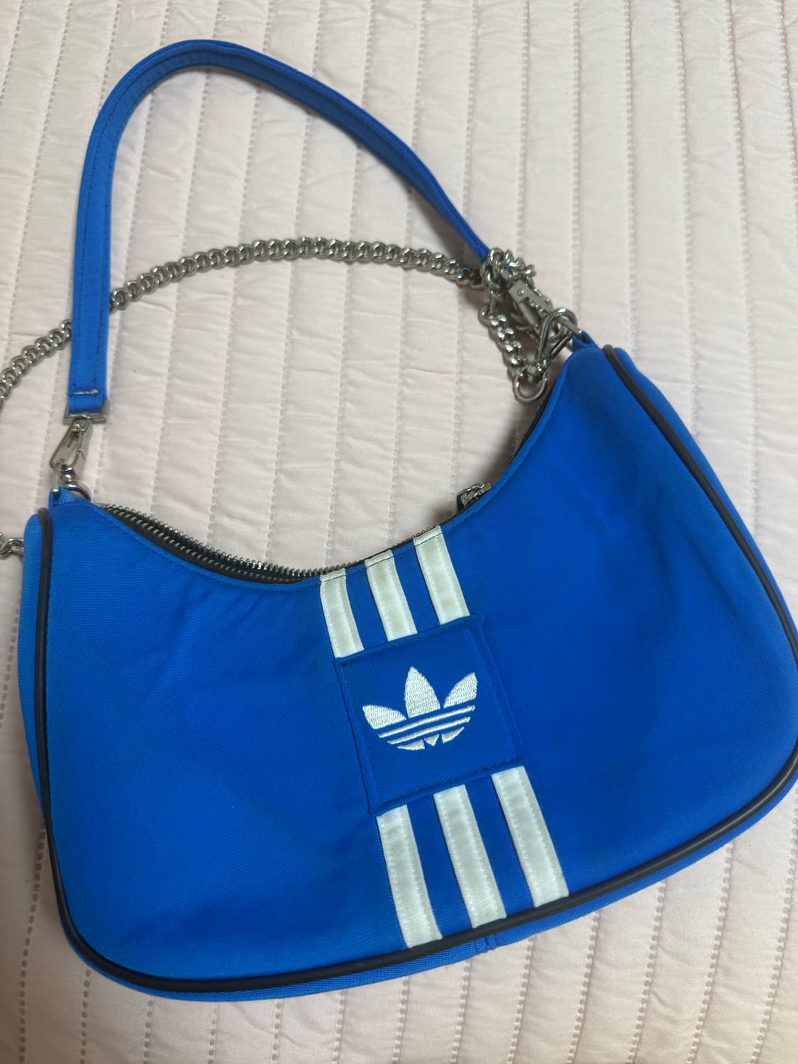 아디다스 파란색 숄더백 상품이미지1