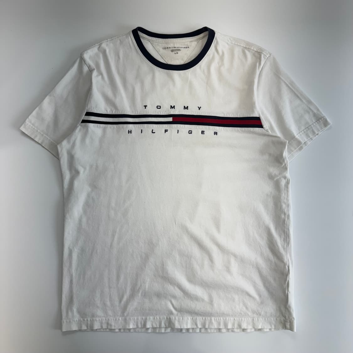 Tommy Hilfiger 타미힐피거 화이트 반팔 상품이미지3