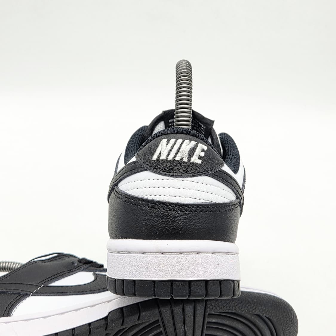 나이키 우먼스 덩크 로우 블랙 범고래 (235) 상품이미지2