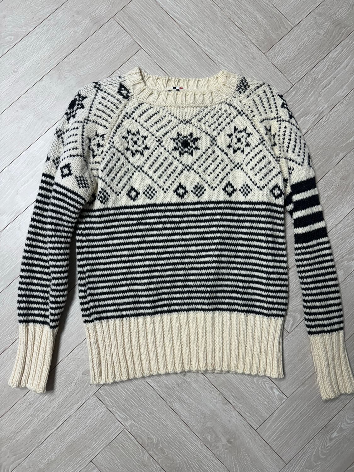 톰브라운/ 눈꽃니트/ 2 상품이미지1