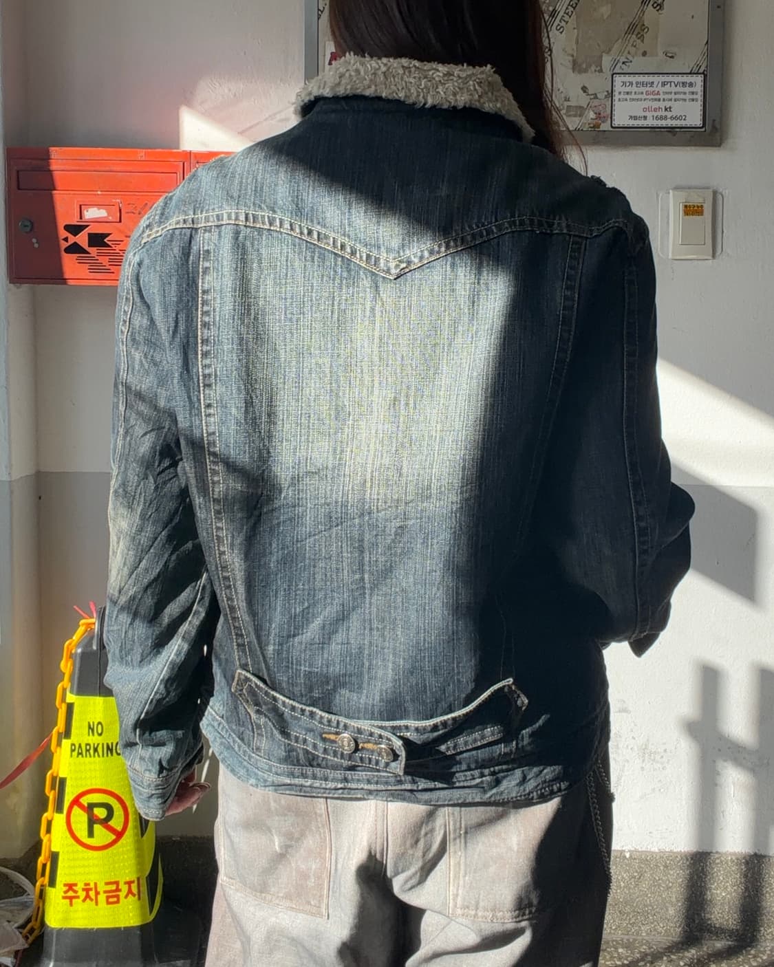 90s 빈티지 캣워싱 퍼 데님 트러커자켓 상품이미지3