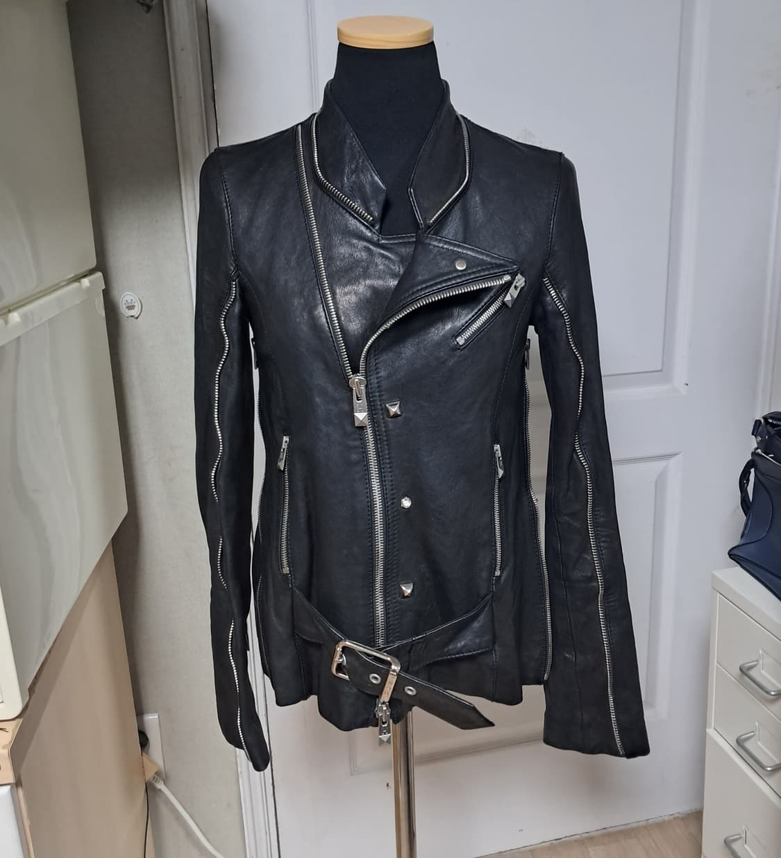 Hogan 호간 램스킨 양가죽 라이더 자켓 40사이즈(약44~날씬55) 상품이미지1