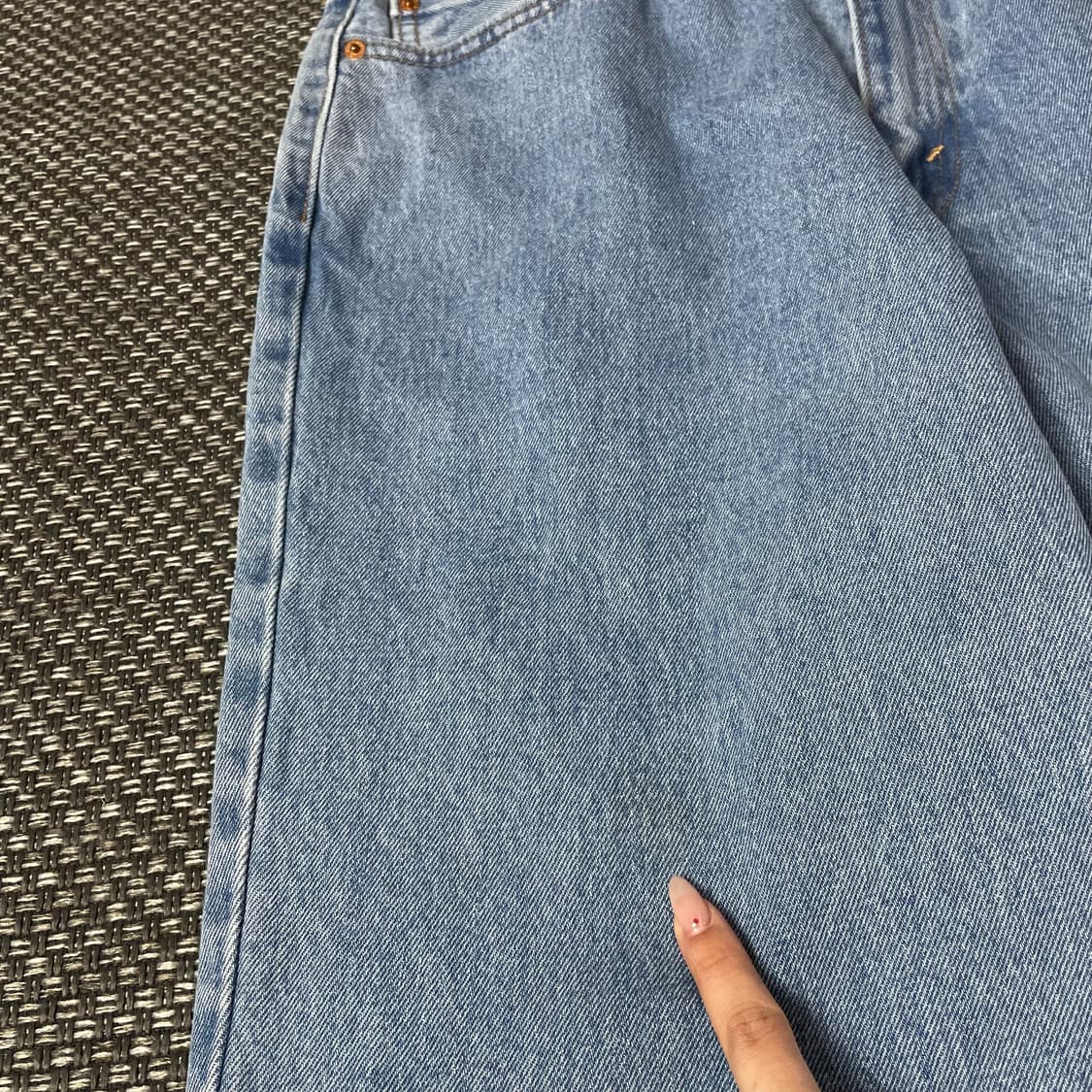 (35) 리바이스 550 35X34 연청 데님 팬츠 상품이미지4