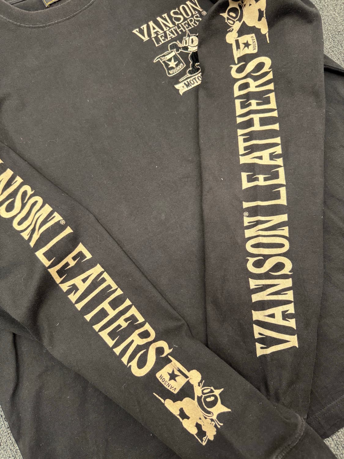 2XL)밴슨 레더 빈티지 펠릭스 자수 프린팅 롱슬리브 상품이미지7