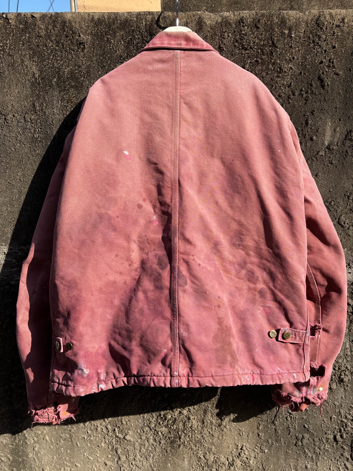 빈티지 칼하트 j22 디스트레스드 페인팅 핑크다잉 자켓 상품이미지9