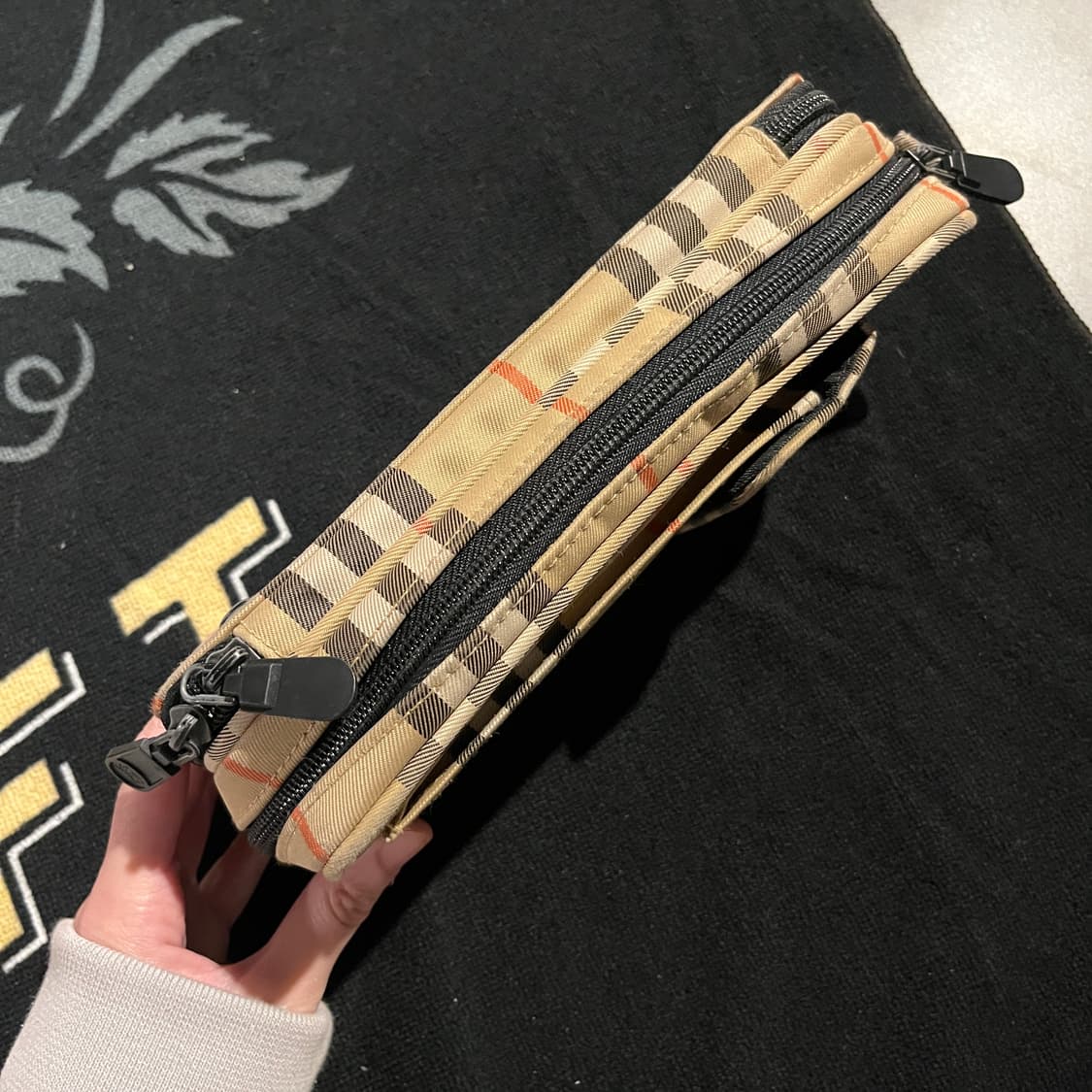 버버리 파우치 상품이미지3