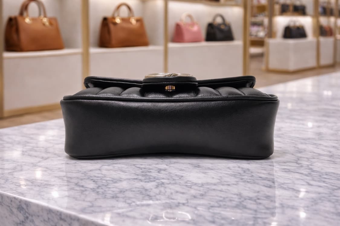 [S급] 구찌 마틀라세 수퍼 미니 크로스백 판매합니다!!! 상품이미지3