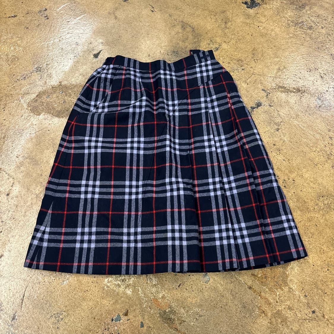 [정품/M] 버버리 네이비 체크 스커트 치마  상품이미지2