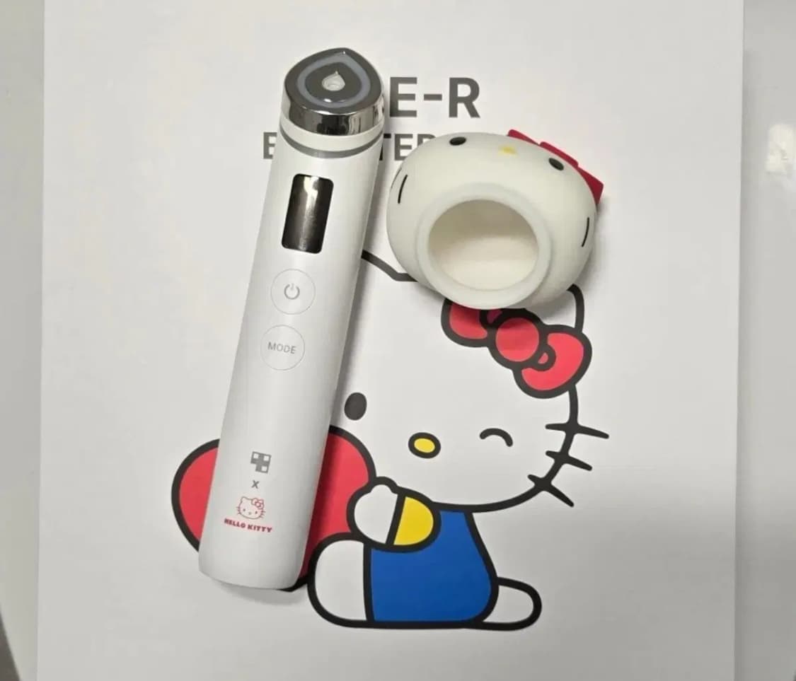 메디큐브 부스터 프로 헬로키티 에디션 네고가능! 상품이미지1