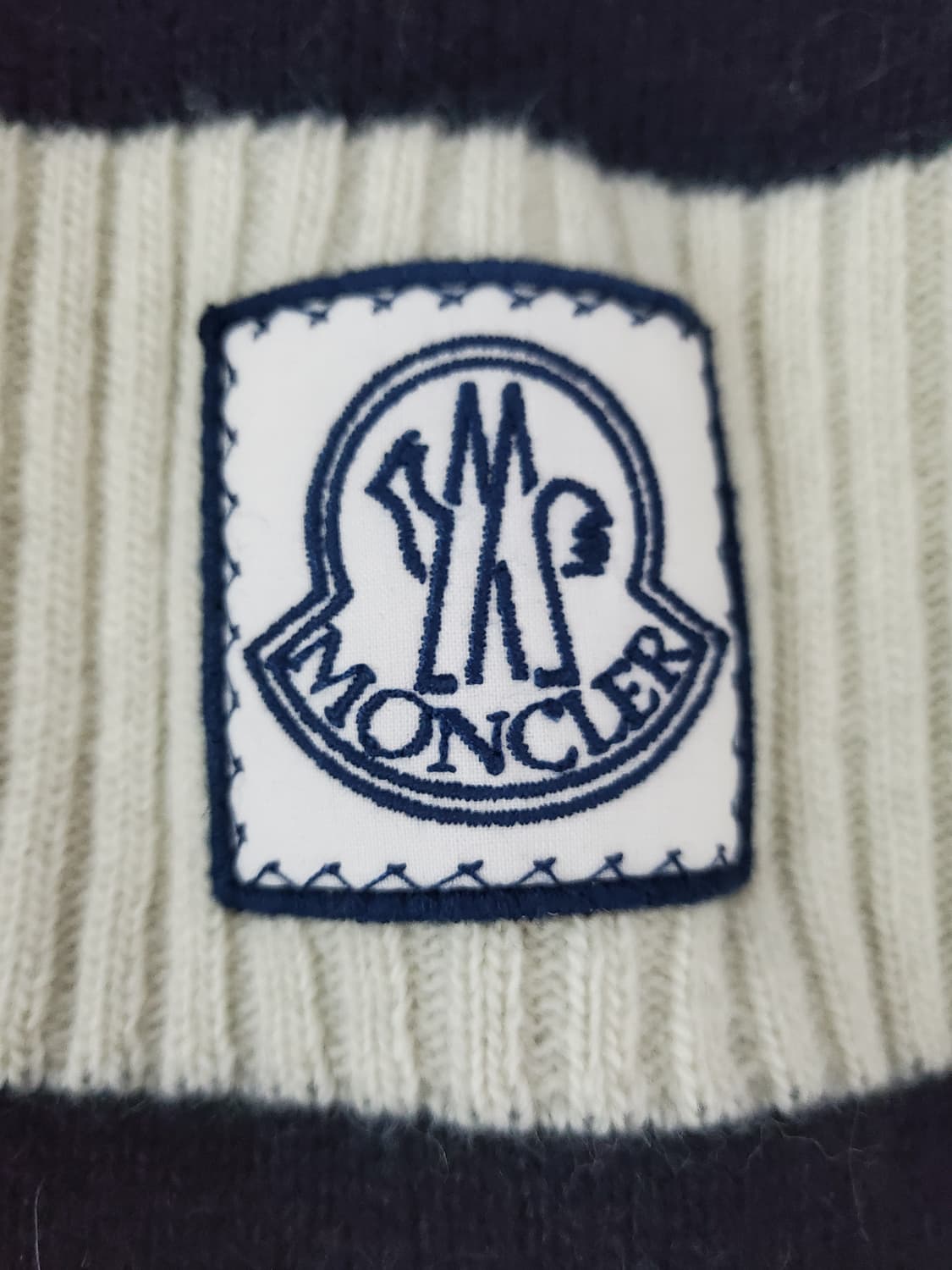 몽클레르 감마블루 금장버튼 가디건 L 상품이미지6