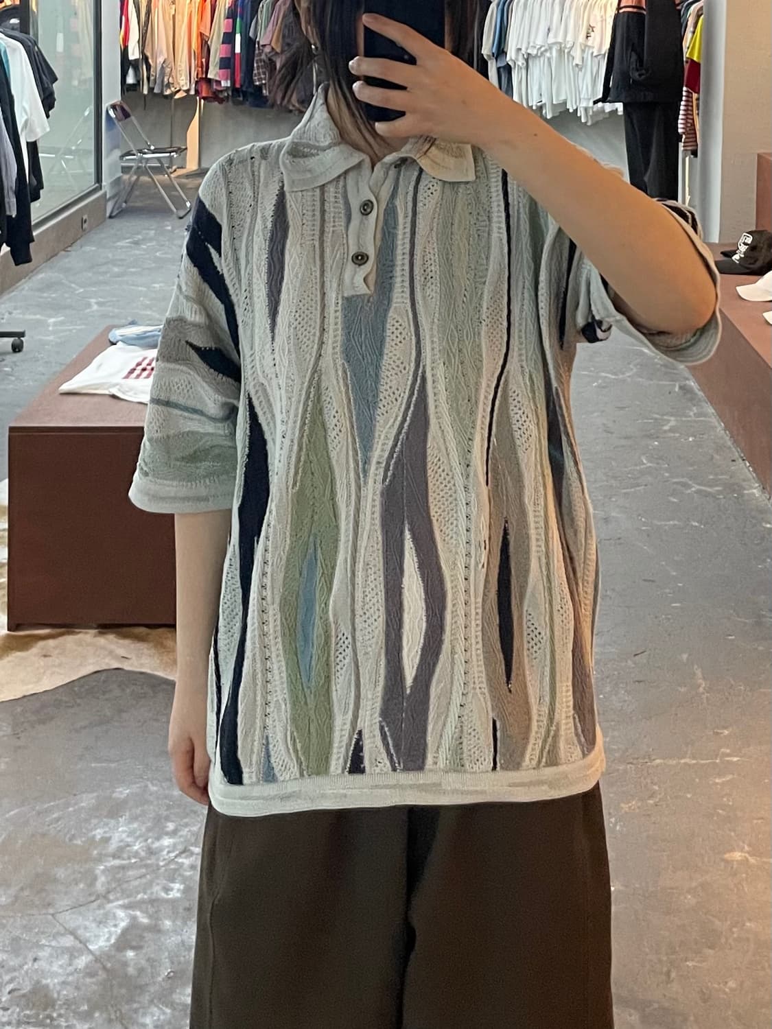 쿠지 3D 케이블 데미지 버튼 반팔니트 H2504 상품이미지1