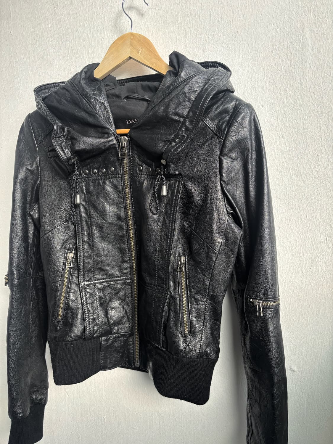 Vintage Black Hood Leather Jacket 상품이미지5