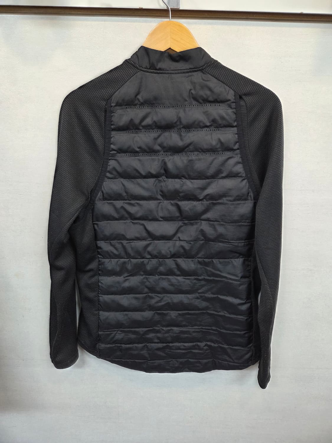 나이키 에어로로프트 하이퍼 어댑트 자켓 L 상품이미지2