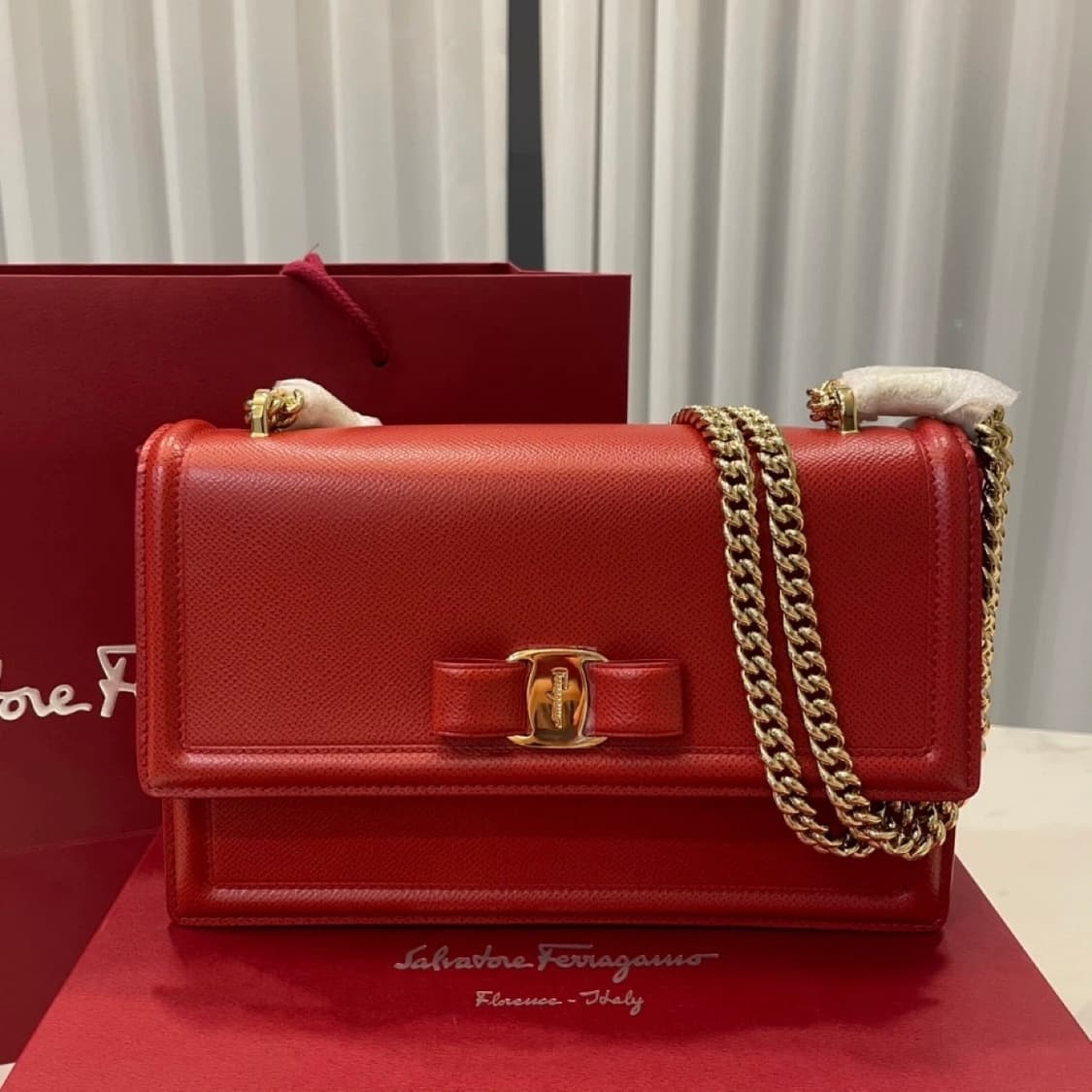 페라가모 빨간색 체인백 여성 가방 상품이미지5