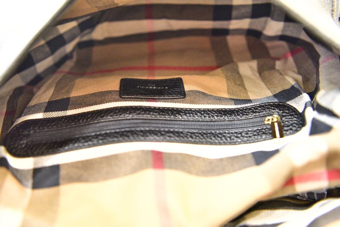 버버리 블랙 레더 숄더백 (정품) 상품이미지10