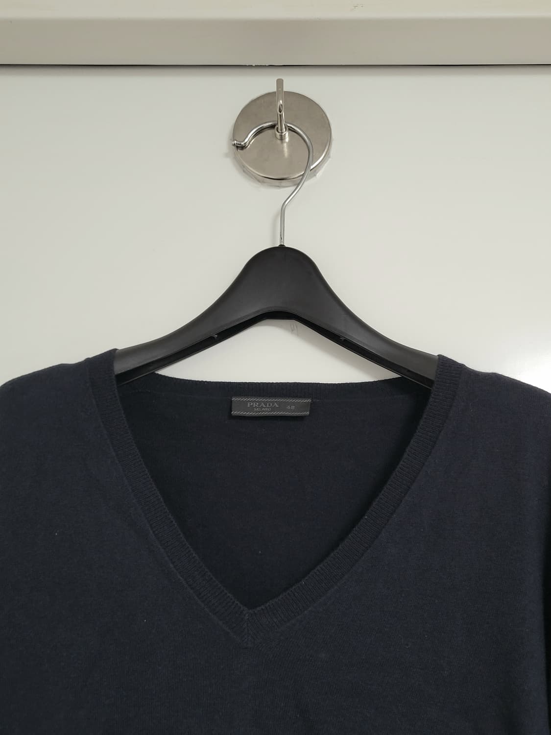 Prada v neck knit 상품이미지3