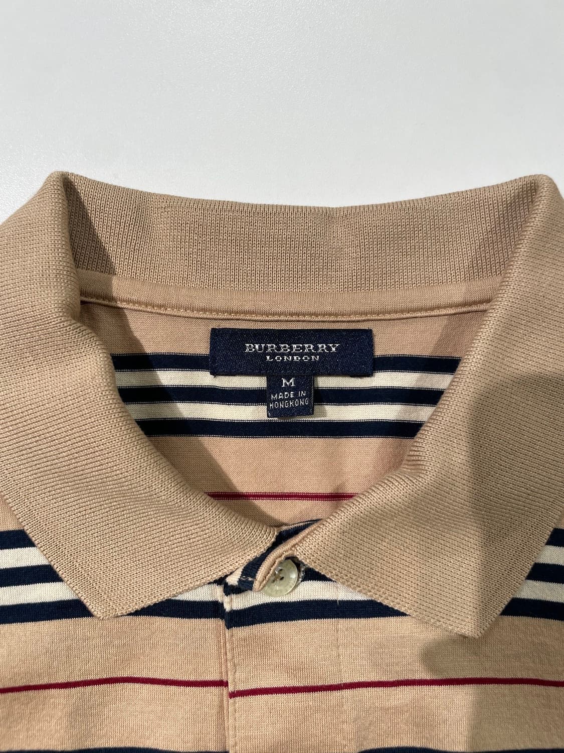 버버리 베이지 기마로고 스트라이프 pk 하프티 상품이미지7