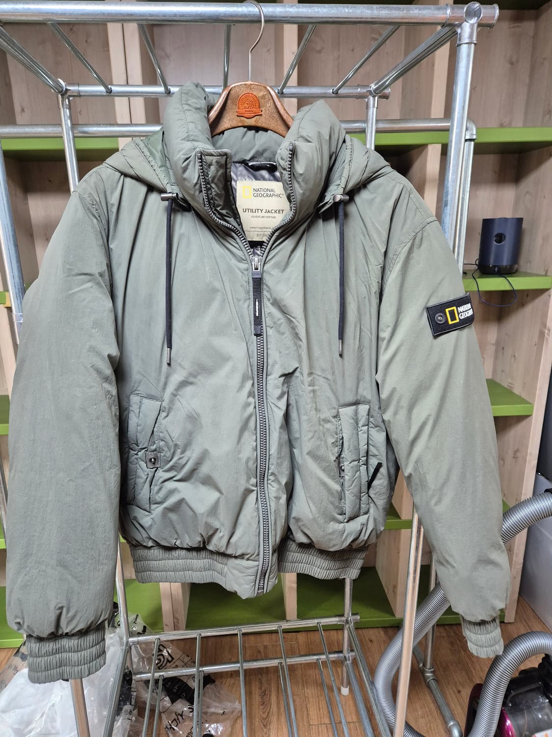 내셔널지오그래픽 숏패딩 L 상품이미지2