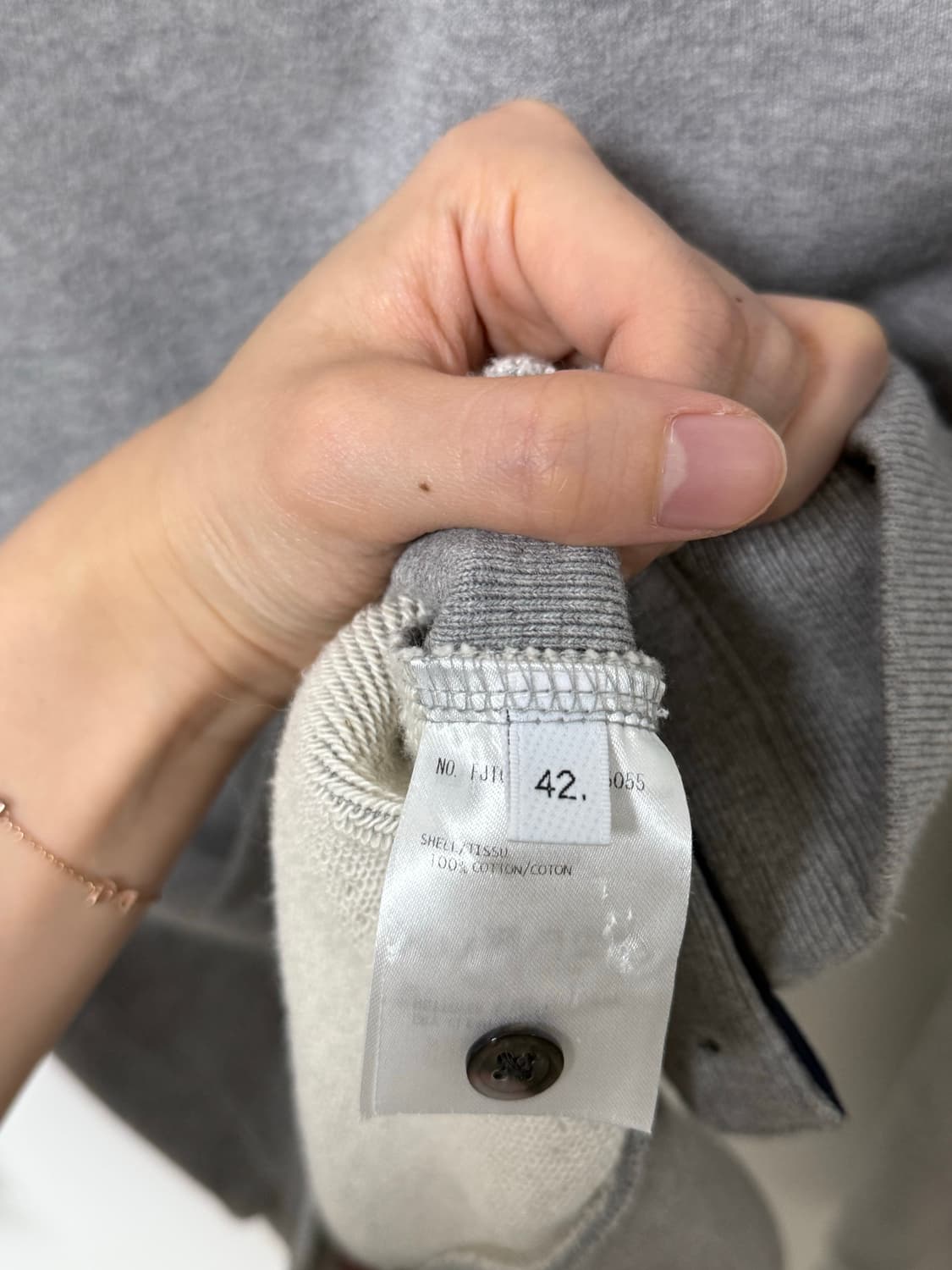 톰브라운 여성 맨투맨 42size 상품이미지9