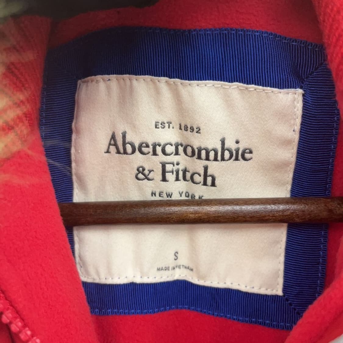 아베크롬비 올드스쿨 로고와펜 후드 스트링 패딩조끼 S C08986 상품이미지5