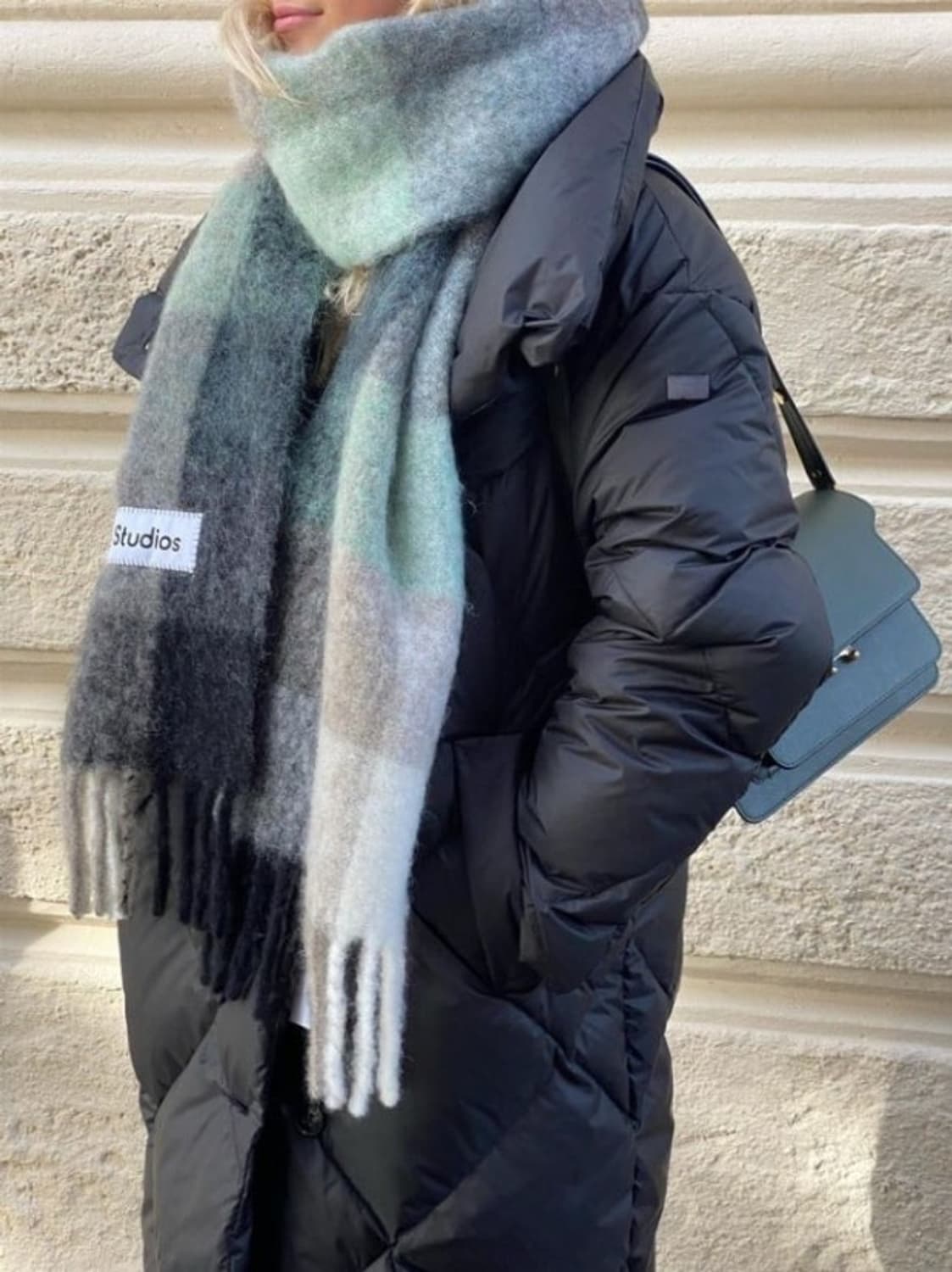 아크네 체크 모헤어 목도리 상품이미지2