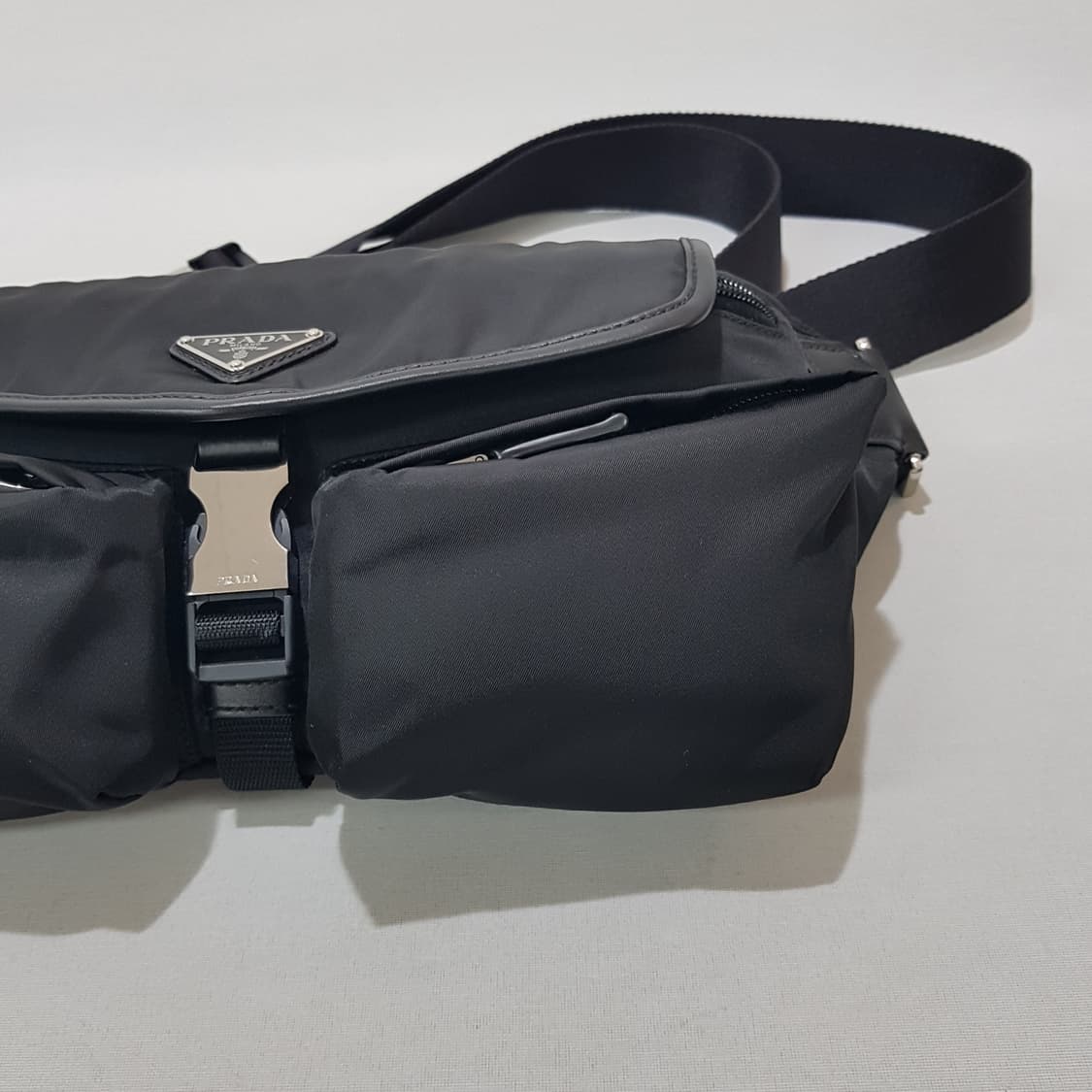 프라다 리나일론 힙색 메신저백 2VH174 상품이미지4