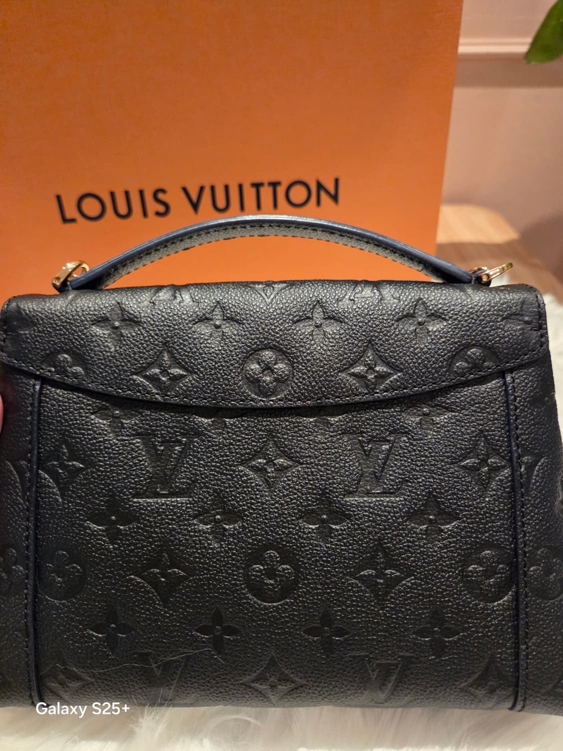 루이비통 앙프렝뜨 블랑 BB L308281 상품이미지5