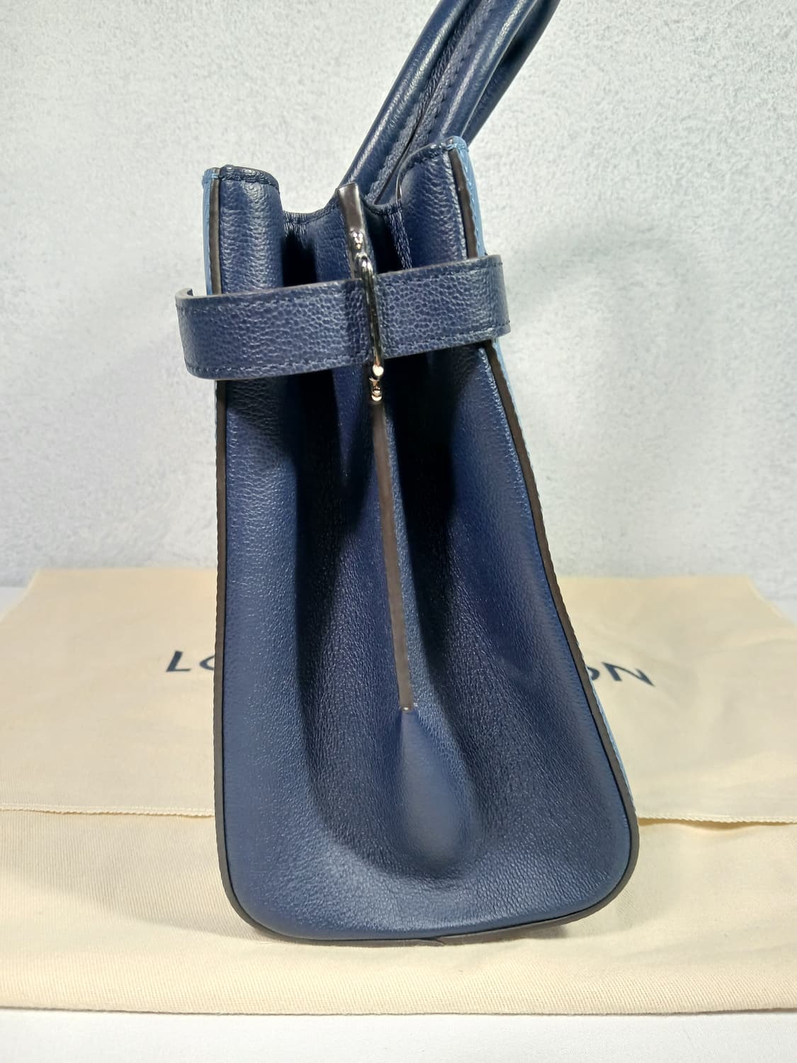 루이비통 트위스트 토트백 M52873 상품이미지5