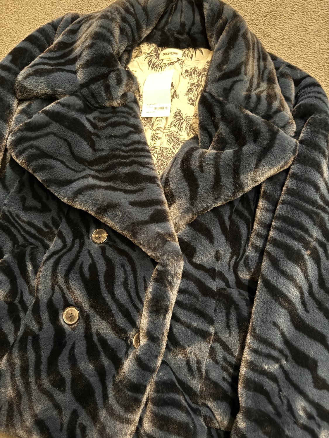 쟈딕앤볼테르 퍼 자켓 새상품 처분  상품이미지2