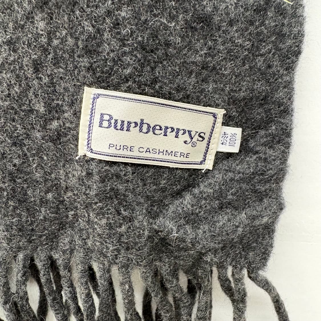 버버리 캐시미어 차콜 머플러 상품이미지4