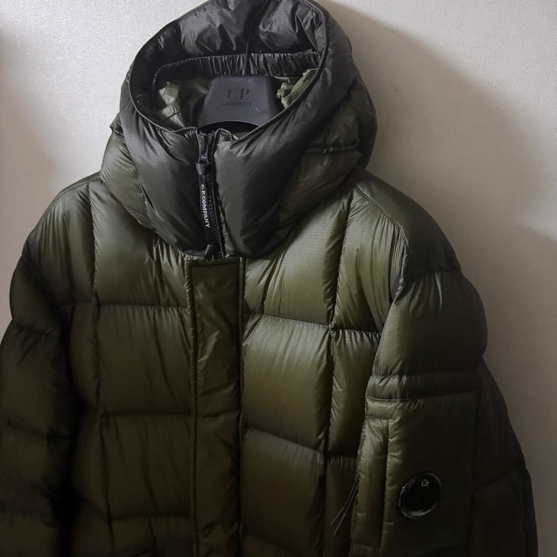 C.P 컴퍼니 25FW D.D쉘 롱패딩 L (105정도) 상품이미지1