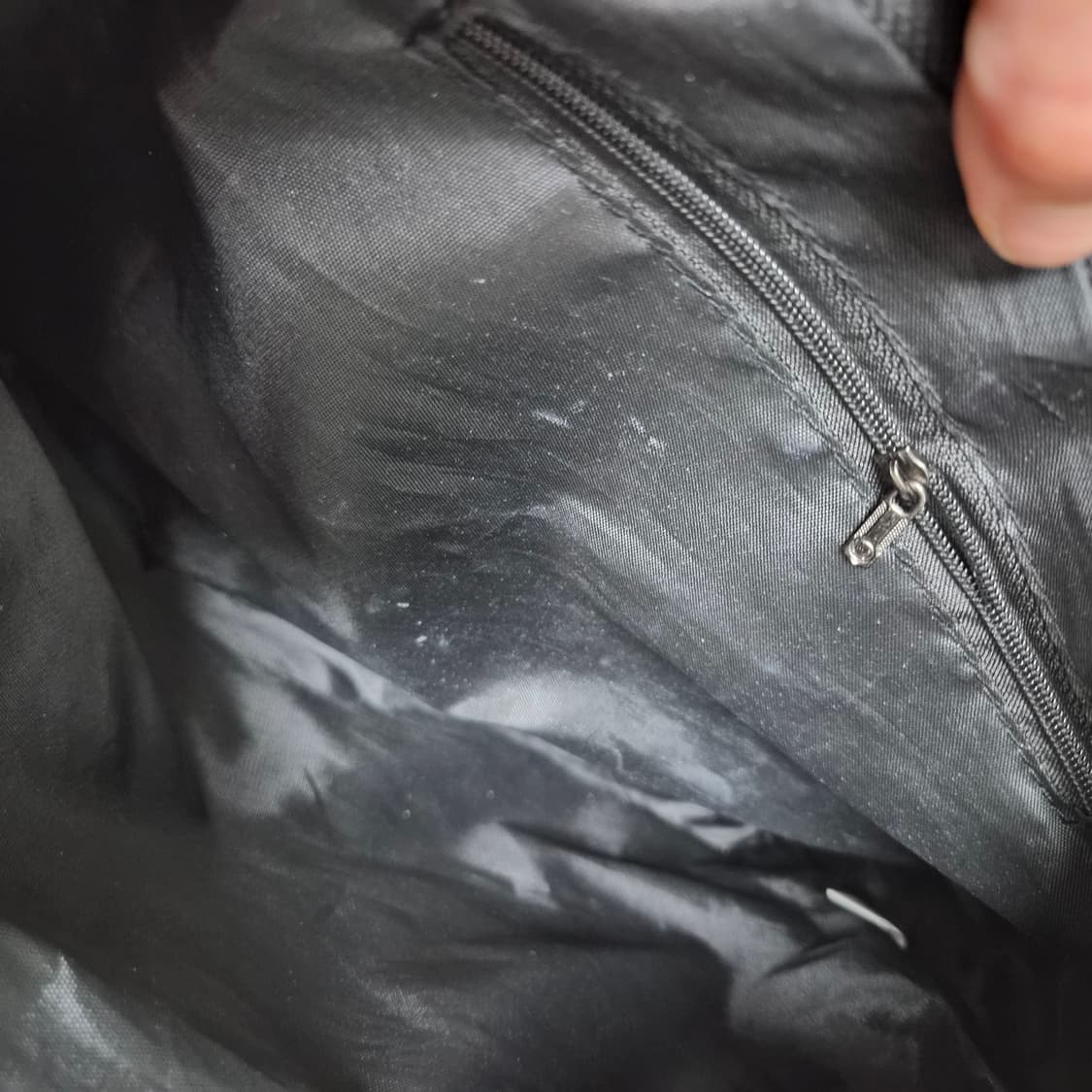 샤넬뷰티 노벨티 패딩 파우치 상품이미지3