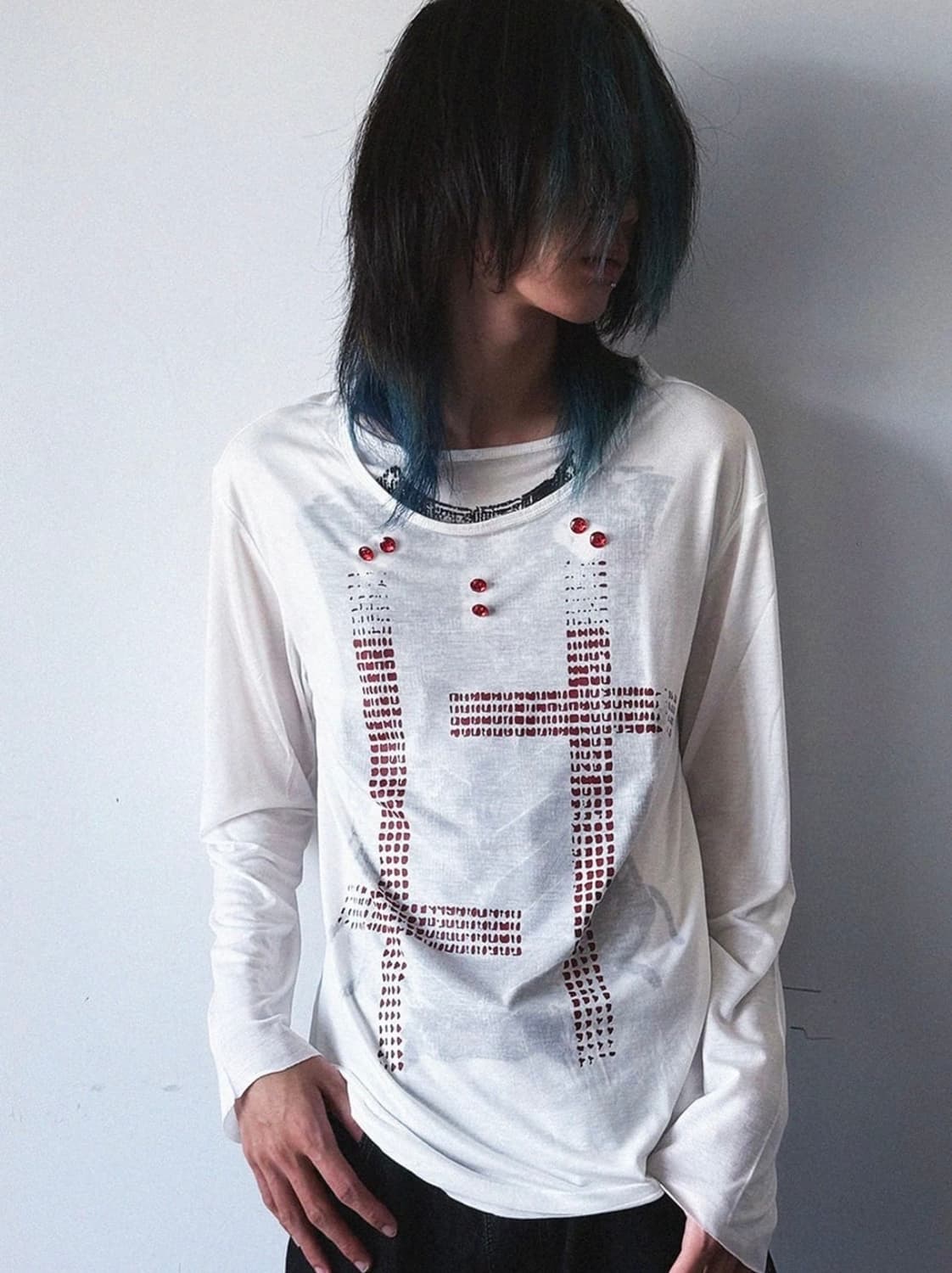 비엑세스 Cross Gem Long Sleeve Tee 새상품 상품이미지1