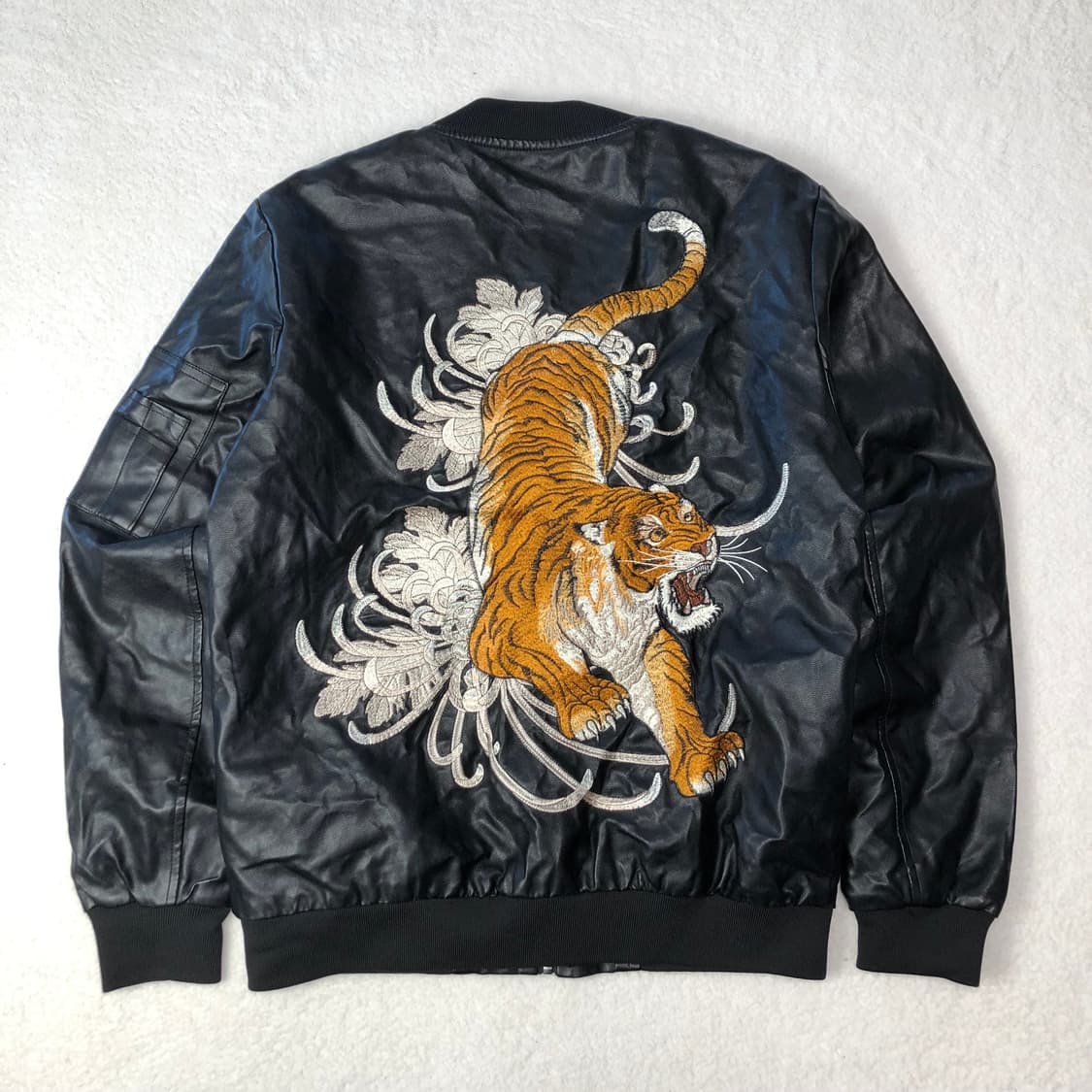 타이거자수 봄버자켓 상품이미지2