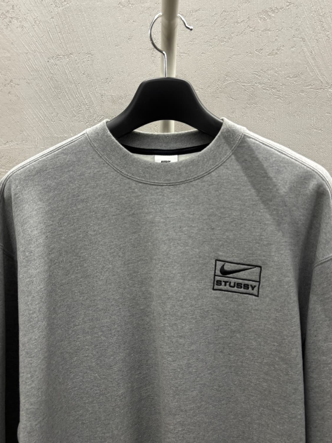 나이키 스투시 콜라보 맨투맨 그레이 M 상품이미지3