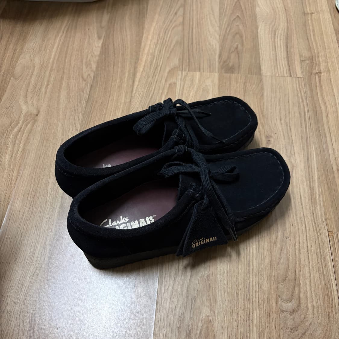 클락스 왈라비 블랙 스웨이드 상품이미지3