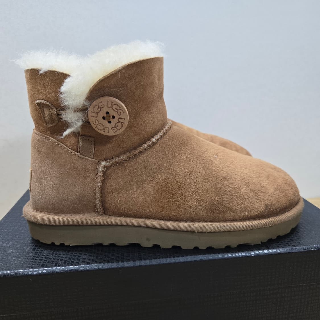 230 어그 UGG 베일리 미니 체스트넛 상품이미지6