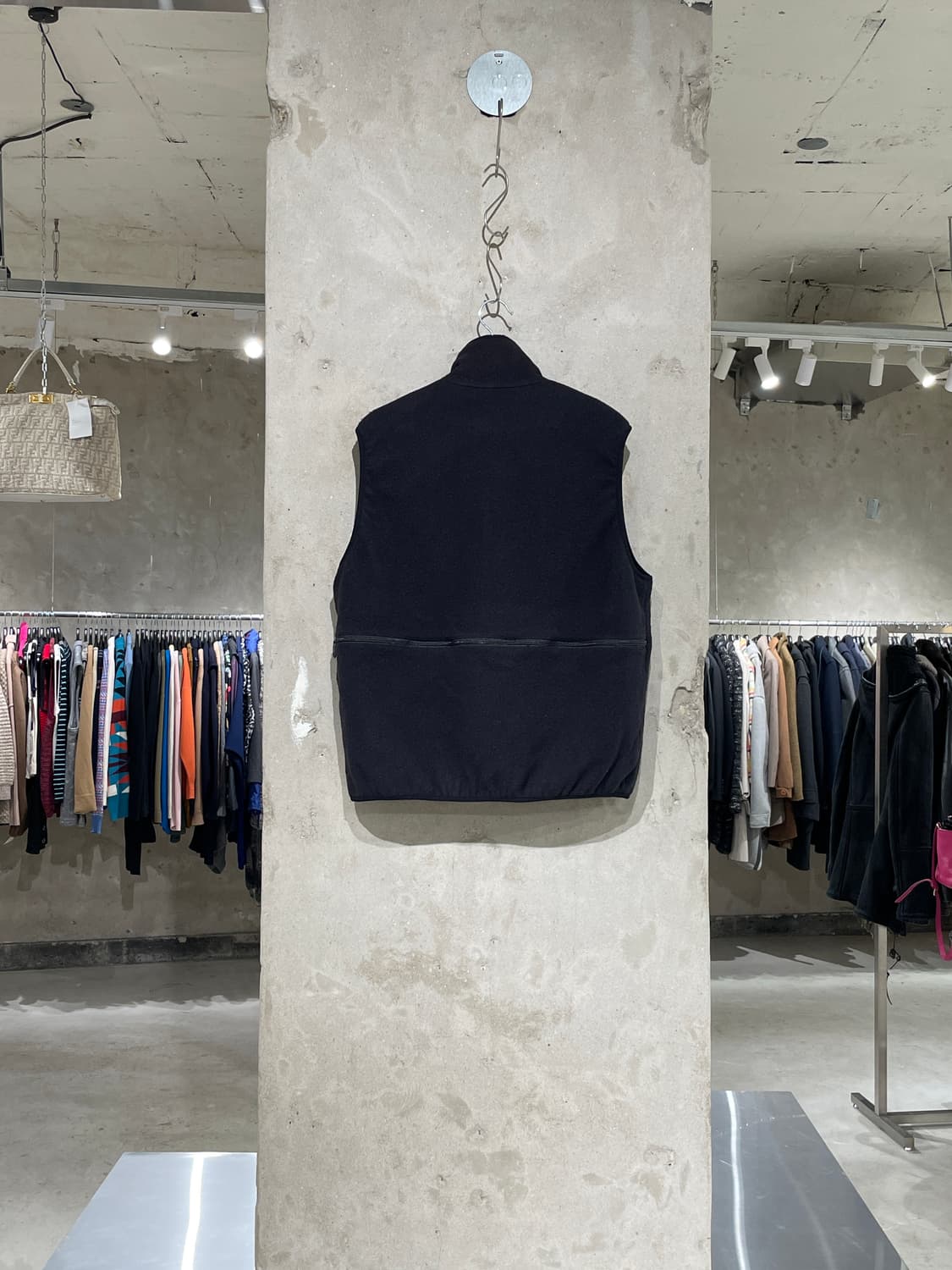 브라운야드 네이비 카센티노 리버시블 베스트  상품이미지4