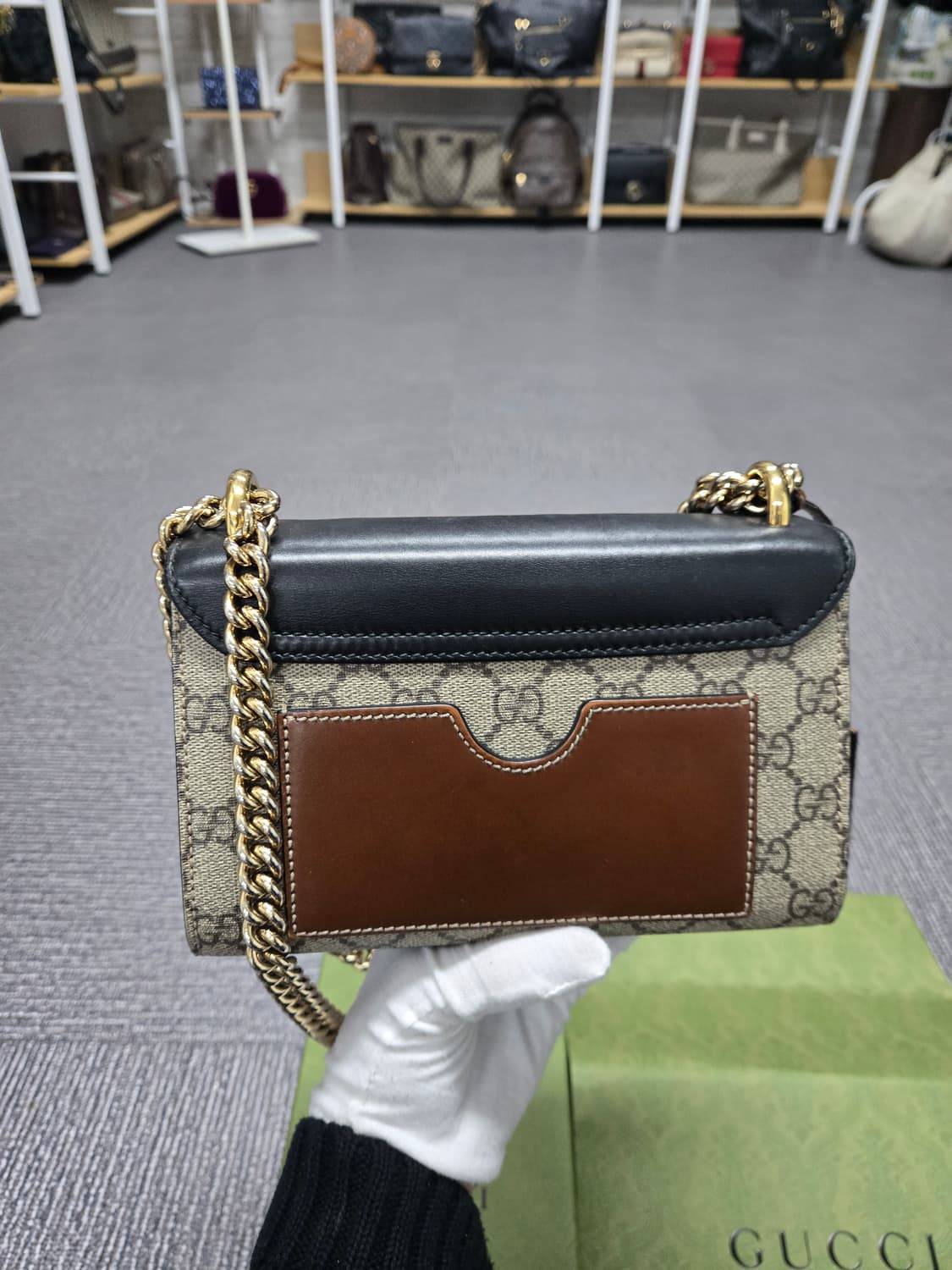 [특가][정품] 구찌 패드락 숄더백 상품이미지3