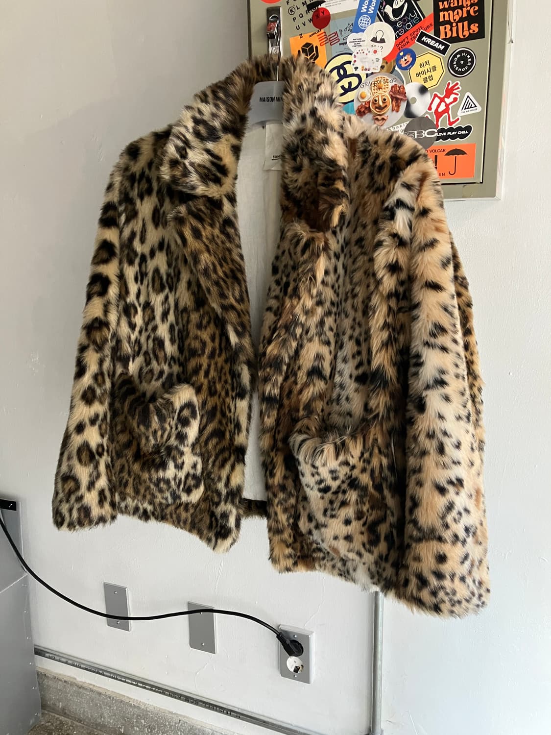 standalone 레오파드 퍼 자켓 상품이미지2