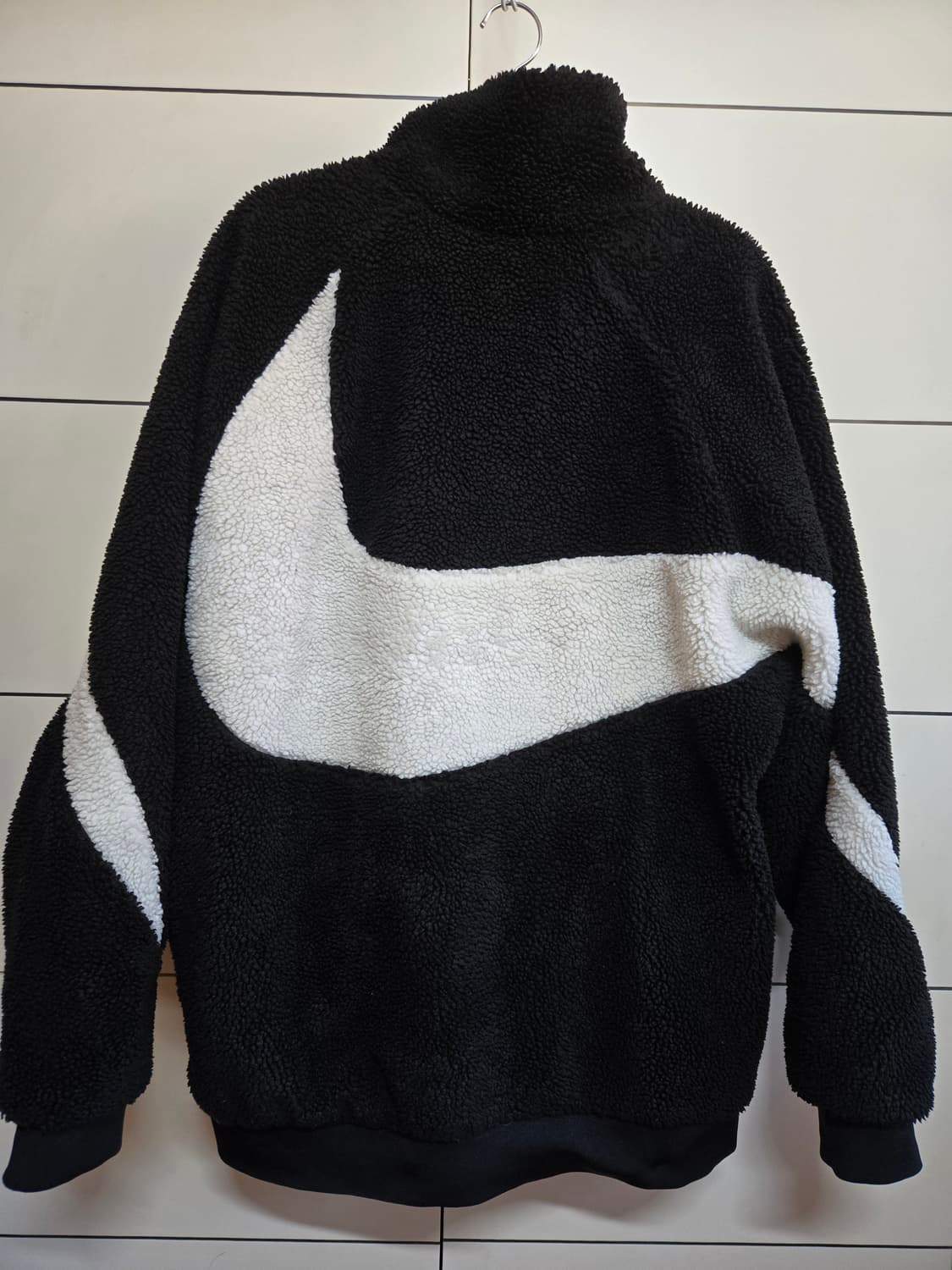 나이키 블랙 화이트 빅스우시 리버시블 뽀글이 집업 상품이미지4