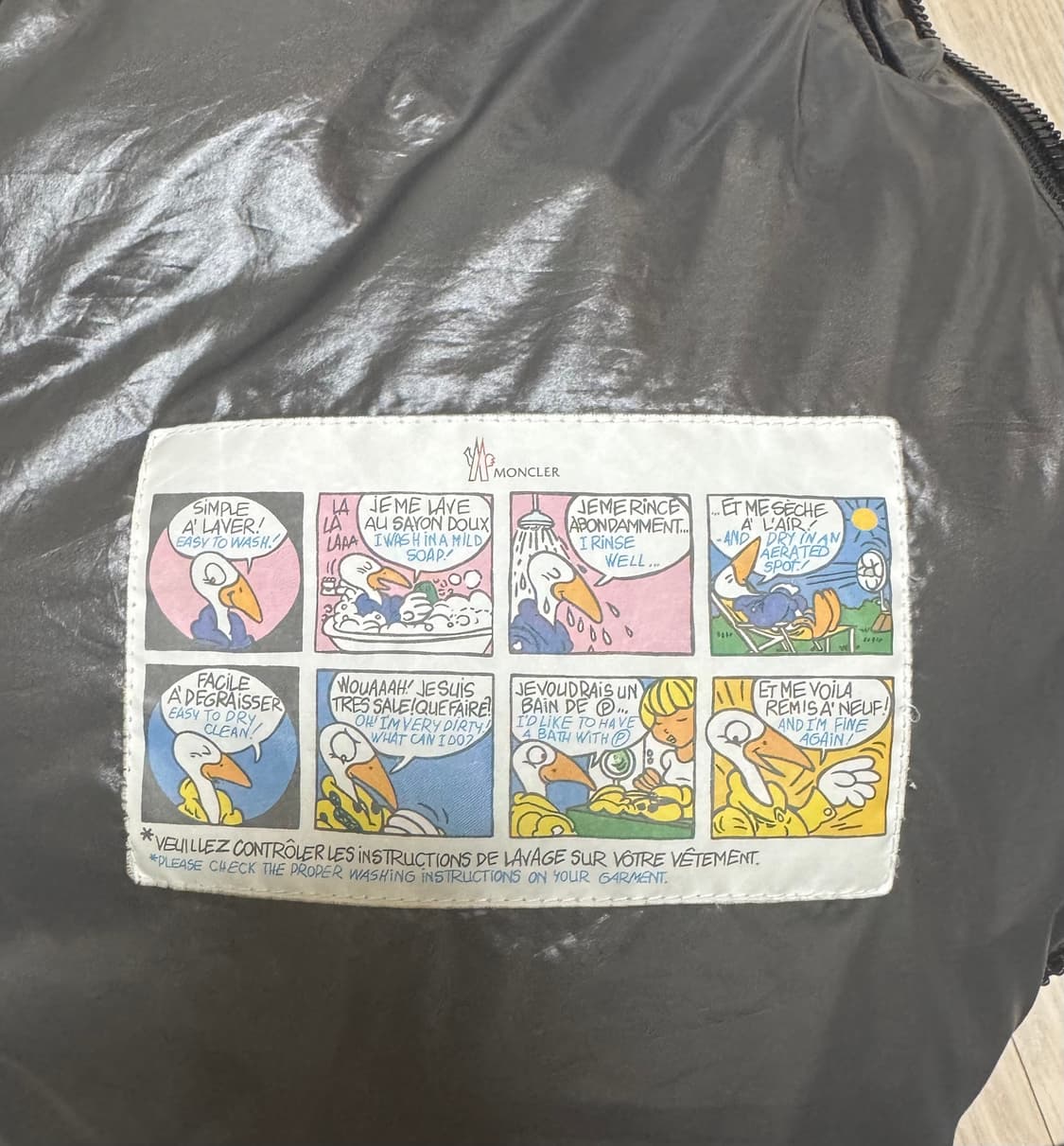 정품) 몽클레어 마야 유광패딩 3사이즈 상태좋음 상품이미지5