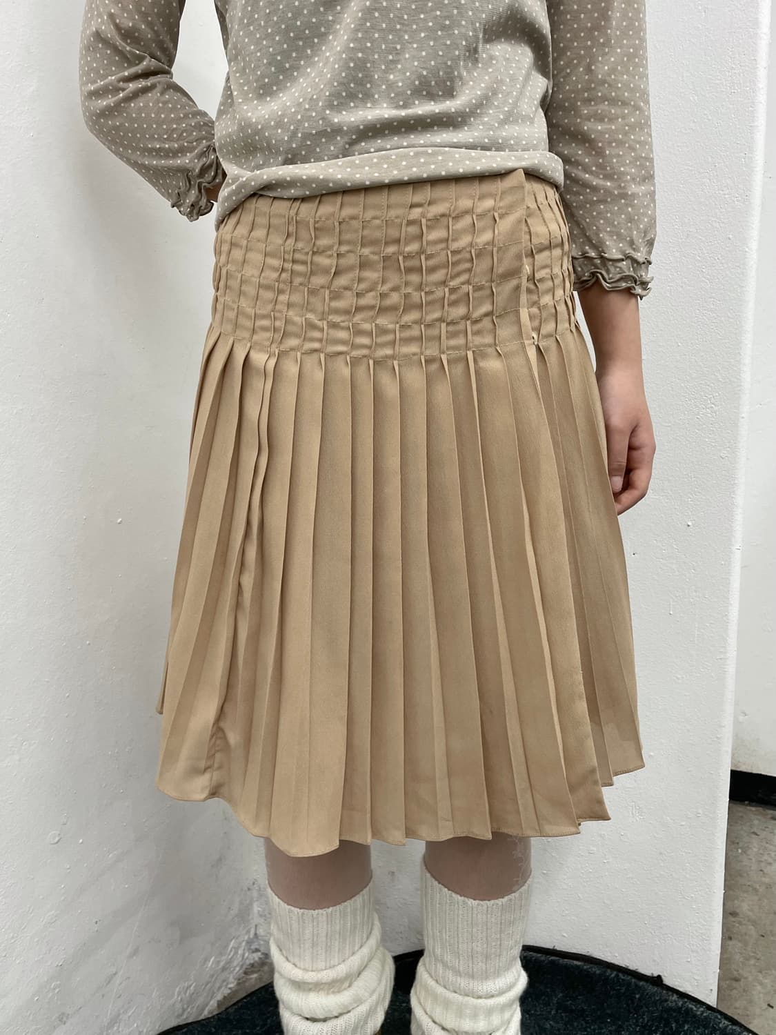 라떼 플리츠 버튼 스커트 상품이미지4